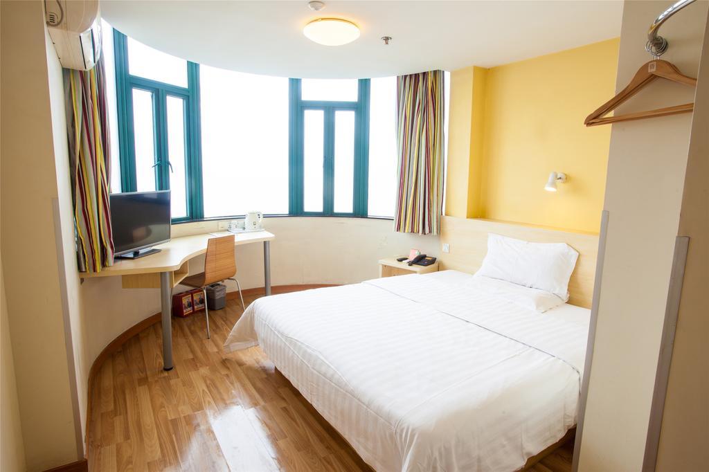 7Days Inn Qingdao Liuting Airport Exteriör bild