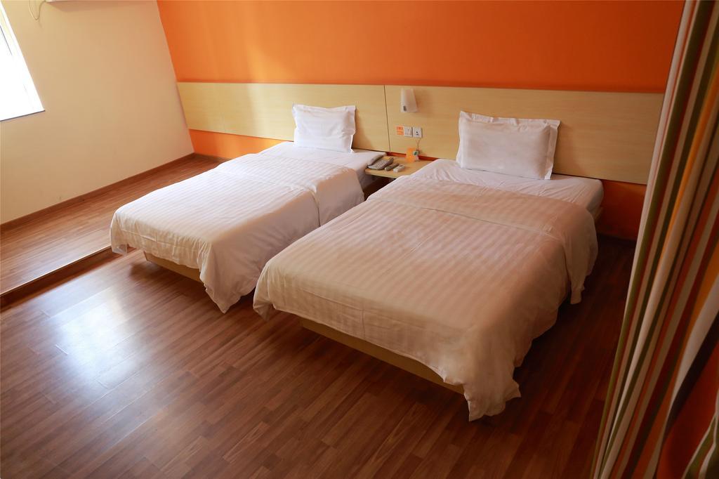 7Days Inn Qingdao Liuting Airport Rum bild