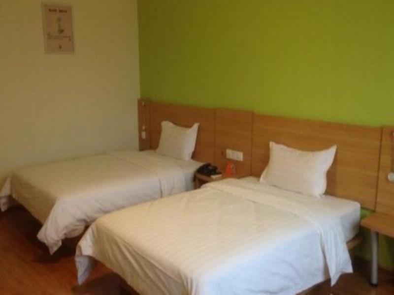 7Days Inn Qingdao Liuting Airport Exteriör bild